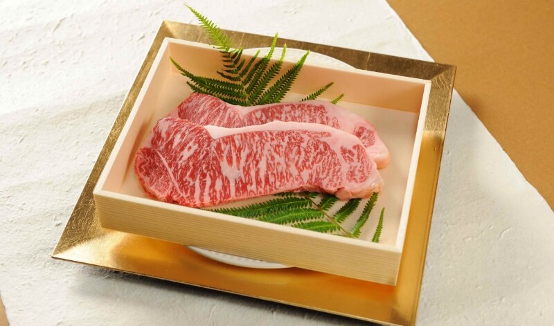 峰の牛